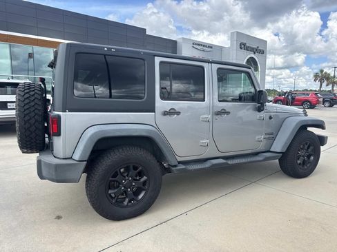 Used 2015 Jeep Wrangler Unlimited Sport w/ Quick Order Package 24S AWD/4WD image 7