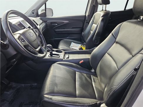 Certified 2017 Honda Ridgeline RTL image 20