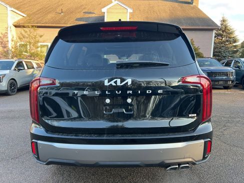 New 2025 Kia Telluride S image 3