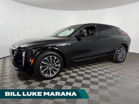 Used 2024 Cadillac Lyriq Sport AWD/4WD image 1