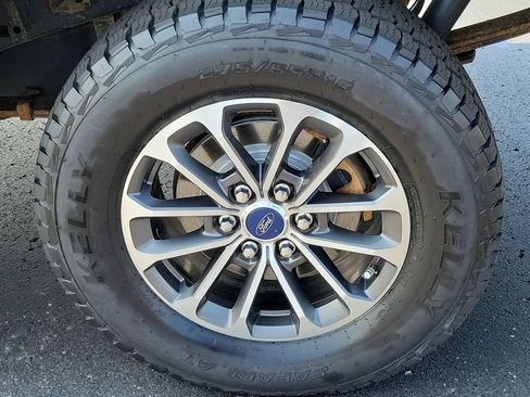 Used 2019 Ford F150 XLT w/ Equipment Group 302A Luxury AWD/4WD image 5