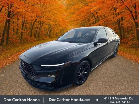 Used 2025 Honda Accord SE image 3