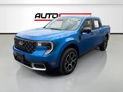 Used 2025 Ford Maverick Lariat w/ 4K Tow Package AWD/4WD image 3