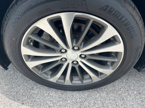 Used 2017 Buick LaCrosse Preferred FWD image 11
