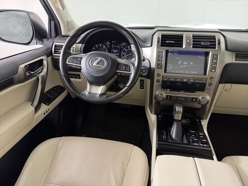 Used 2021 Lexus GX 460 Luxury w/ Sport Design Package image 37