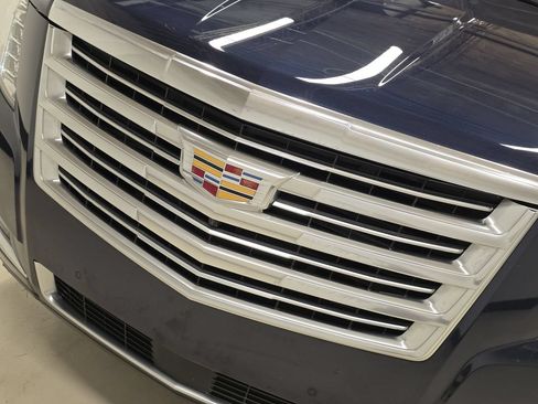 Used 2018 Cadillac Escalade Platinum AWD/4WD image 52