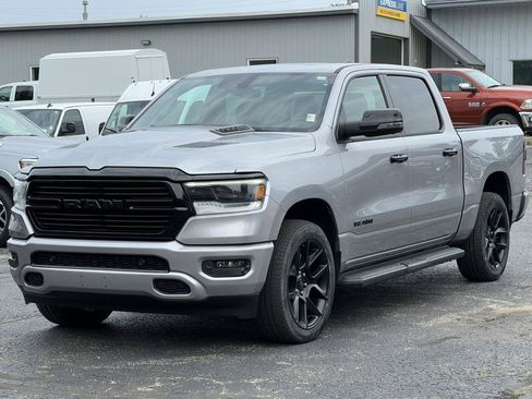 Used 2024 RAM 1500 Laramie AWD/4WD image 36