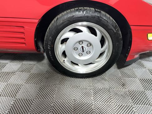 Used 1991 Chevrolet Corvette Coupe image 10