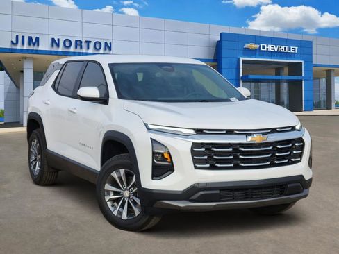 New 2026 Chevrolet Equinox LT image 1