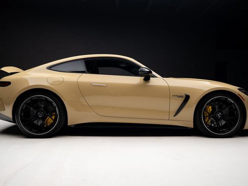 Used 2025 Mercedes-Benz AMG GT 55 image 40