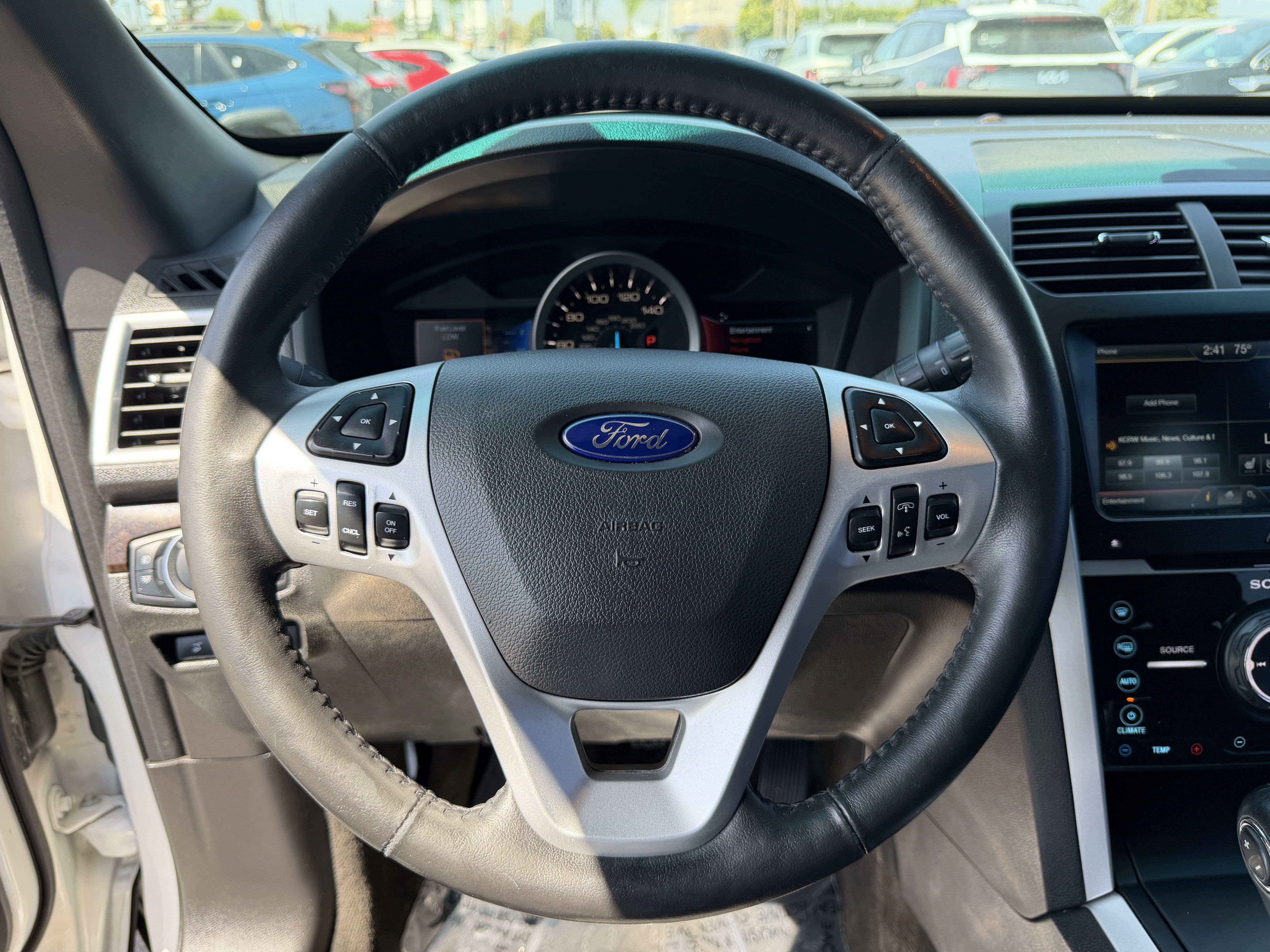 Used 2015 Ford Explorer Limited w/ Equipment Group 301A FWD image 19