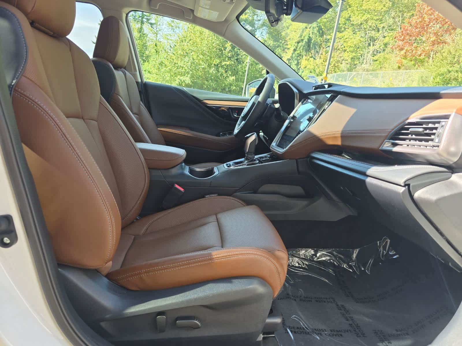 Certified 2025 Subaru Outback Touring AWD/4WD image 27