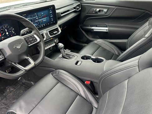 New 2026 Ford Mustang Premium image 7