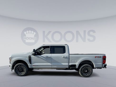 New 2026 Ford F250 Platinum image 2