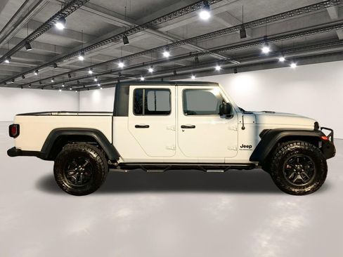 Used 2020 Jeep Gladiator Sport w/ Quick Order Package 24S image 17