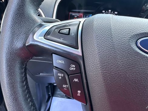 Used 2019 Ford Edge Titanium w/ Equipment Group 301A FWD image 20