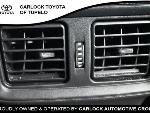 Used 2022 Toyota RAV4 XLE w/ Convenience Package AWD/4WD image 20