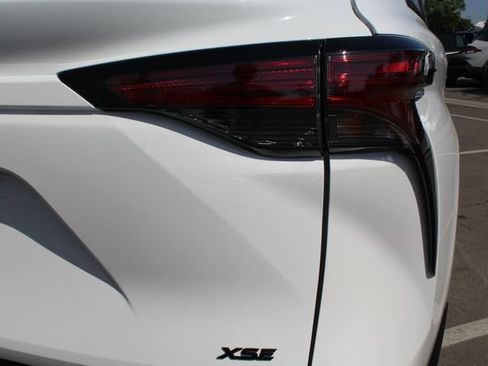 Certified 2026 Toyota Sienna XSE FWD image 18