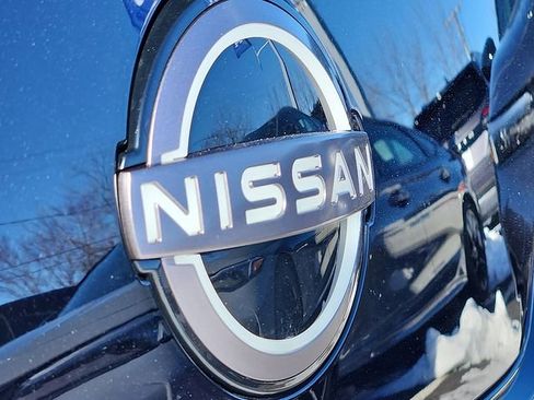 Used 2023 Nissan Leaf S image 30