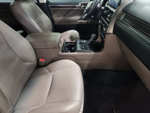 Used 2023 Lexus GX 460 Luxury w/ Accessory Package AWD/4WD image 28