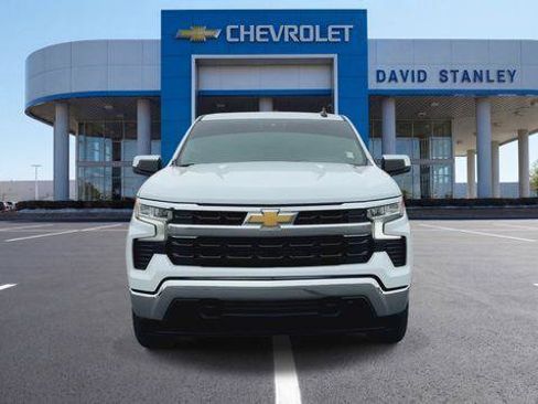 Used 2025 Chevrolet Silverado 1500 LT w/ Z71 Off-Road Package AWD/4WD image 3