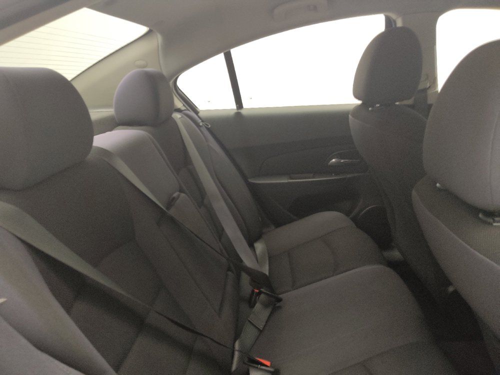 Used 2014 Chevrolet Cruze LT FWD image 19