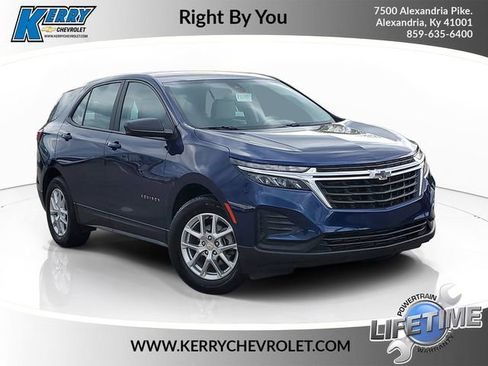 Used 2023 Chevrolet Equinox LS FWD image 1