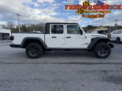 Used 2021 Jeep Gladiator Rubicon image 9