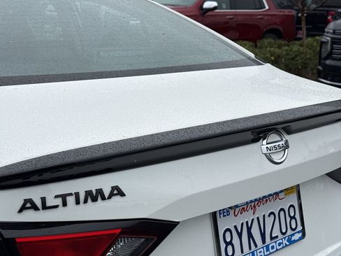 Used 2022 Nissan Altima 2.5 SR w/ Midnight Edition Package image 29