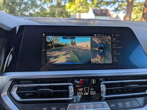 Used 2021 BMW 430i Coupe w/ M Sport Package RWD image 17