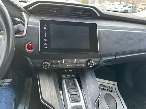 Used 2018 Honda Clarity Touring image 28