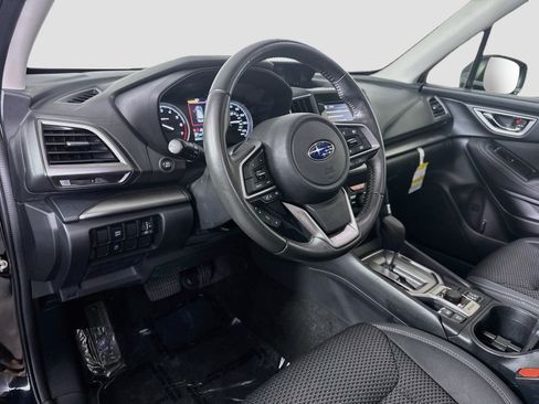 Used 2023 Subaru Forester Premium AWD/4WD image 23