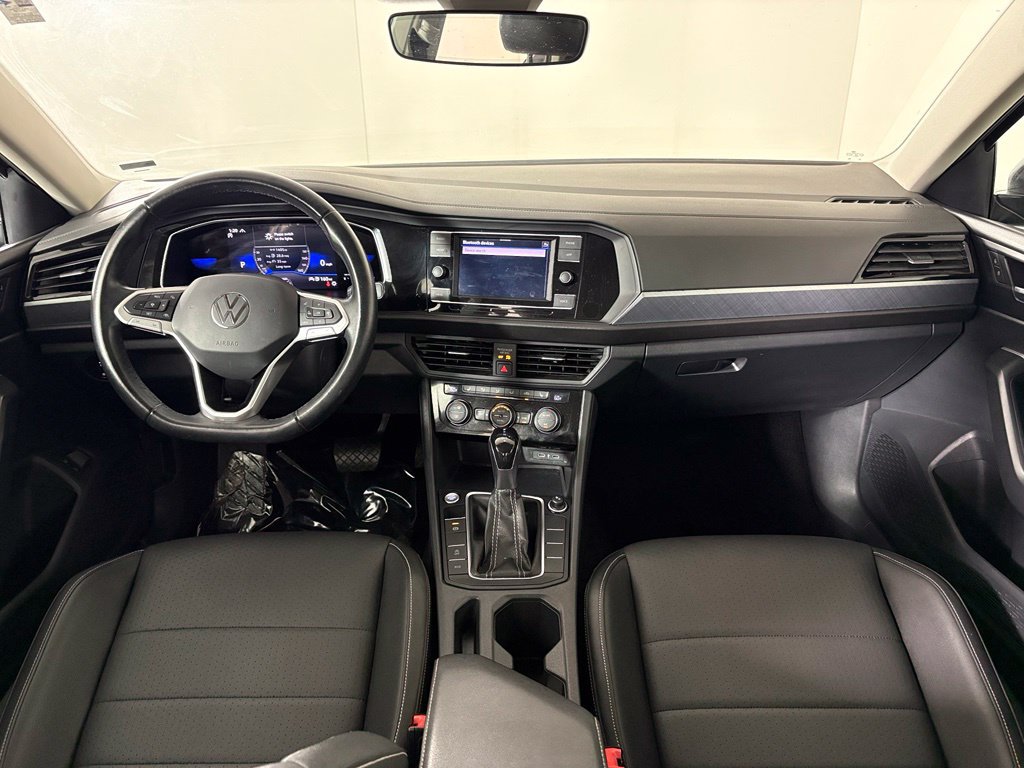 Used 2024 Volkswagen Jetta SE FWD image 35