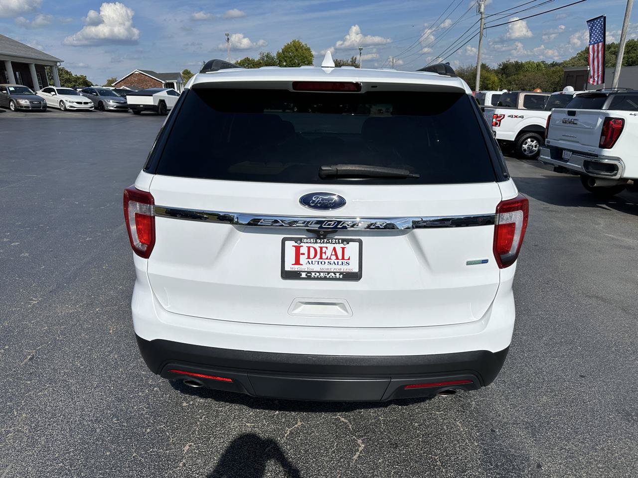 Used 2016 Ford Explorer 4WD image 3