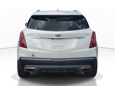 Certified 2024 Cadillac XT5 Premium Luxury w/ LPO, Floor Liner Package AWD/4WD image 3