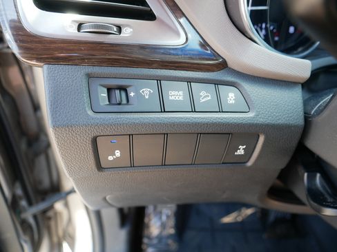 Used 2017 Hyundai Santa Fe Sport AWD/4WD image 23