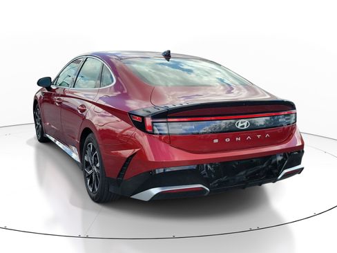 Used 2025 Hyundai Sonata SEL FWD image 4