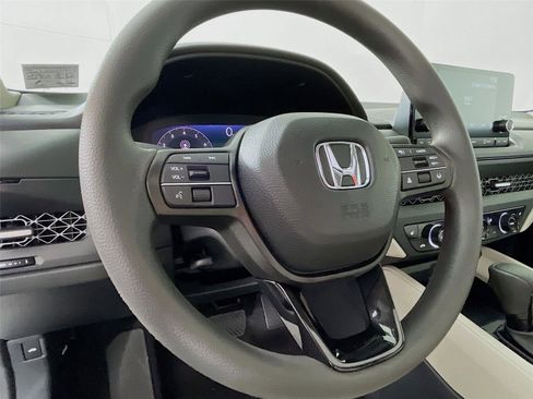 New 2025 Honda Accord SE image 11