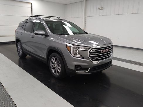Used 2023 GMC Terrain SLT w/ Tech Package AWD/4WD image 13