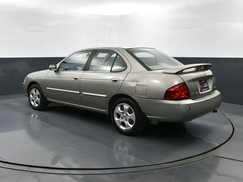 Used 2005 Nissan Sentra 1.8 S image 32