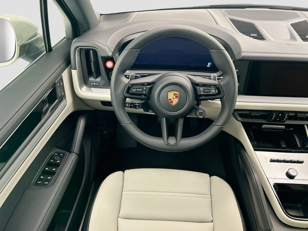 Used 2026 Porsche Cayenne AWD/4WD image 12