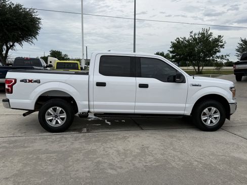 Used 2019 Ford F150 XLT w/ Trailer Tow Package image 3