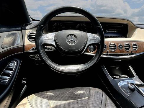 Used 2016 Mercedes-Benz S 550 Sedan image 8