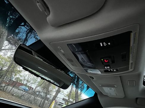 Used 2024 Lexus ES 350 w/ Premium Package image 28