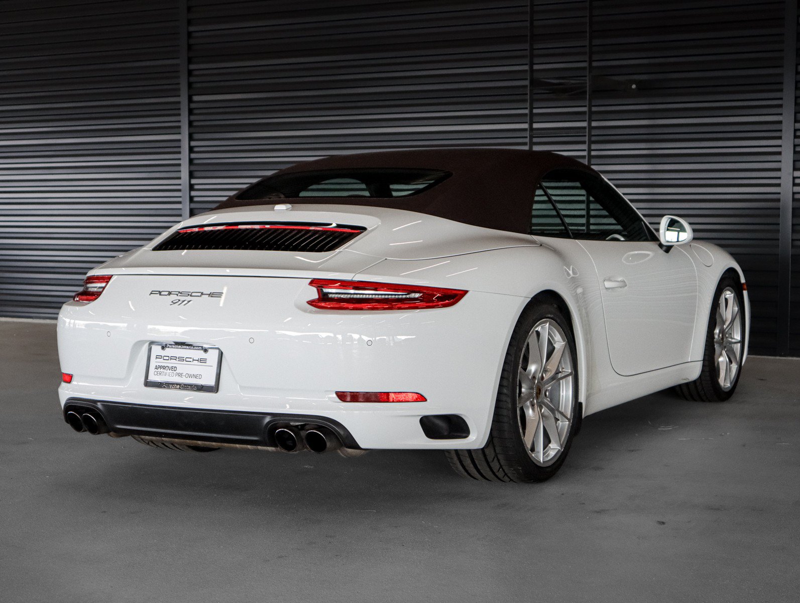 Certified 2017 Porsche 911 Carrera RWD image 10