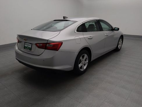Used 2022 Chevrolet Malibu LS w/ Driver Confidence Package II FWD image 9