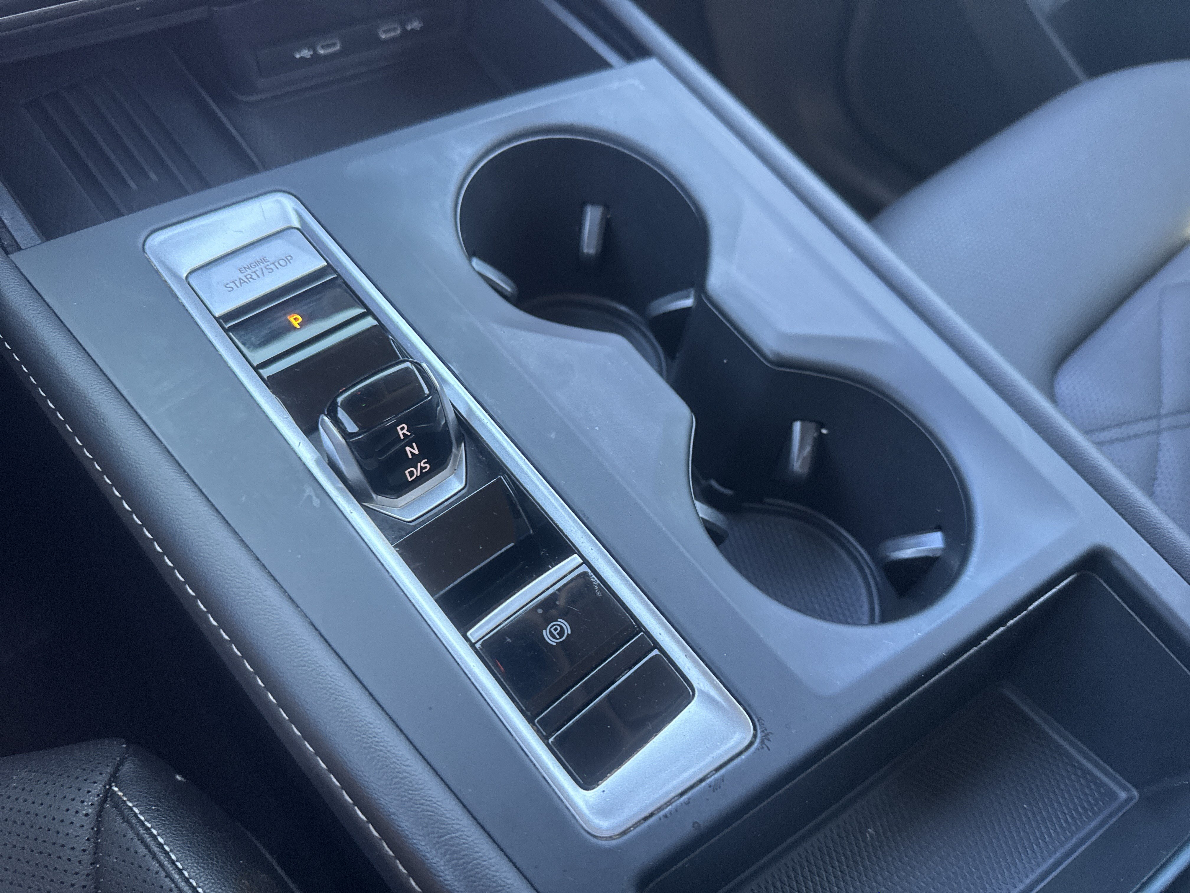 Certified 2025 Volkswagen Atlas SE FWD image 15