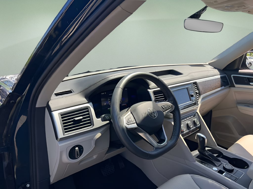 Used 2023 Volkswagen Atlas SE AWD/4WD image 10