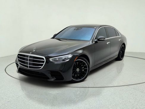 Certified 2022 Mercedes-Benz S 580 4MATIC Sedan image 2
