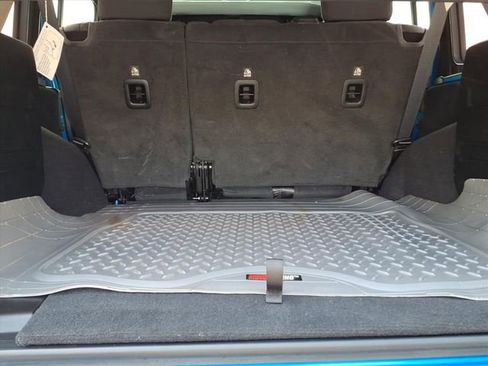 Used 2022 Jeep Wrangler Unlimited Sport AWD/4WD image 11